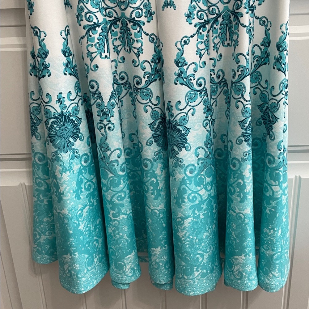 Danny & Nicole White and Teal Printed Midi Dress - Picture 4 of 8